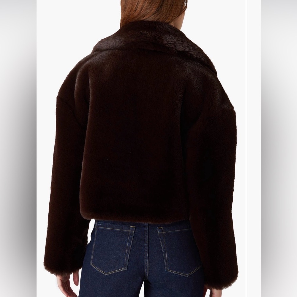 BLANKNYC Crop Faux Fur Jacket in Americano (dark brown) – ONLY WORN ONCE - Picture 3 of 7